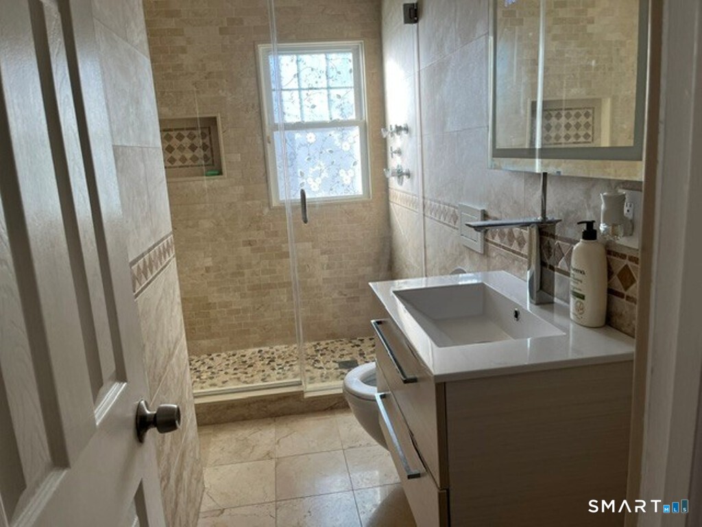 47 Hallock Street Waterbury CT 06706