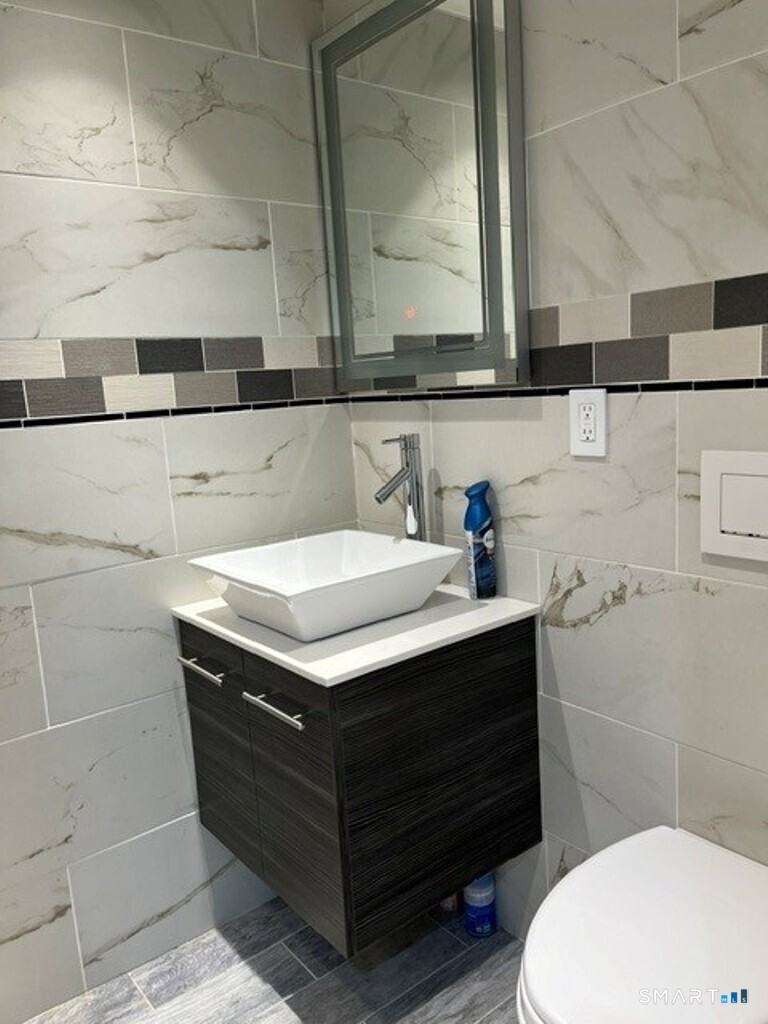 47 Hallock Street Waterbury CT 06706