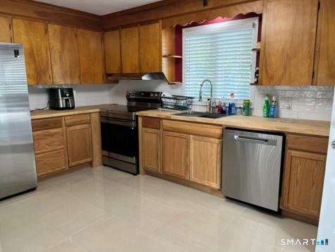 47 Hallock Street Waterbury CT 06706