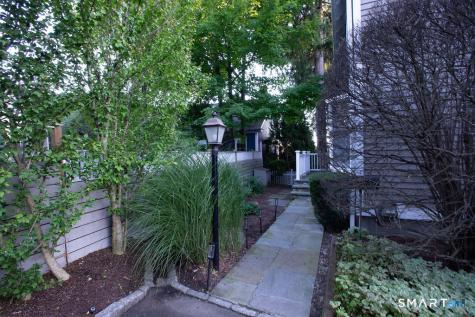 New Canaan CT 06840