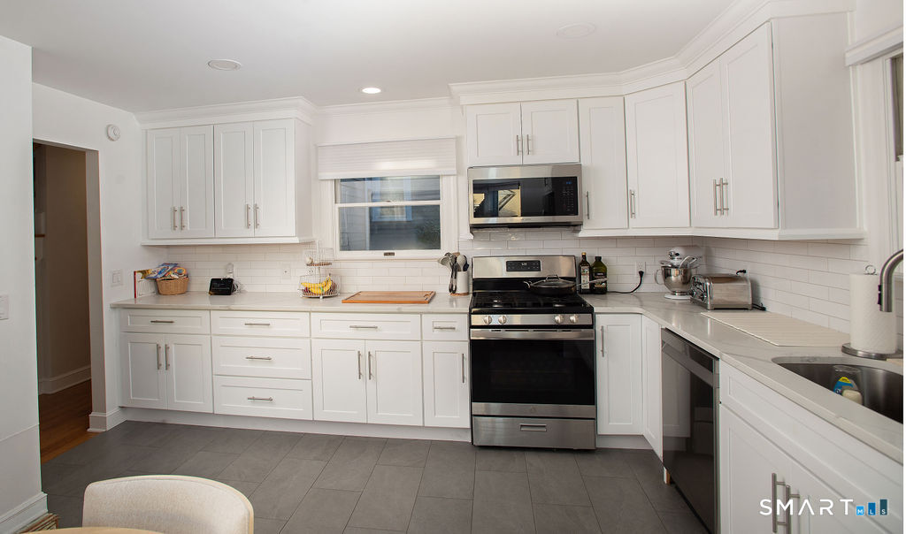 New Canaan CT 06840