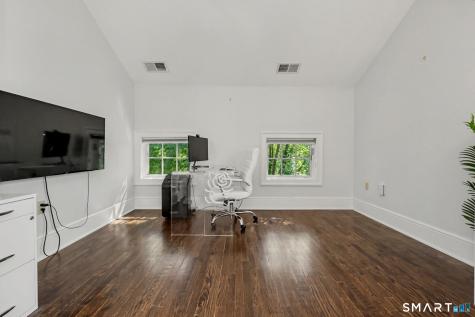 16 Elmwood Drive Fairfield CT 06890