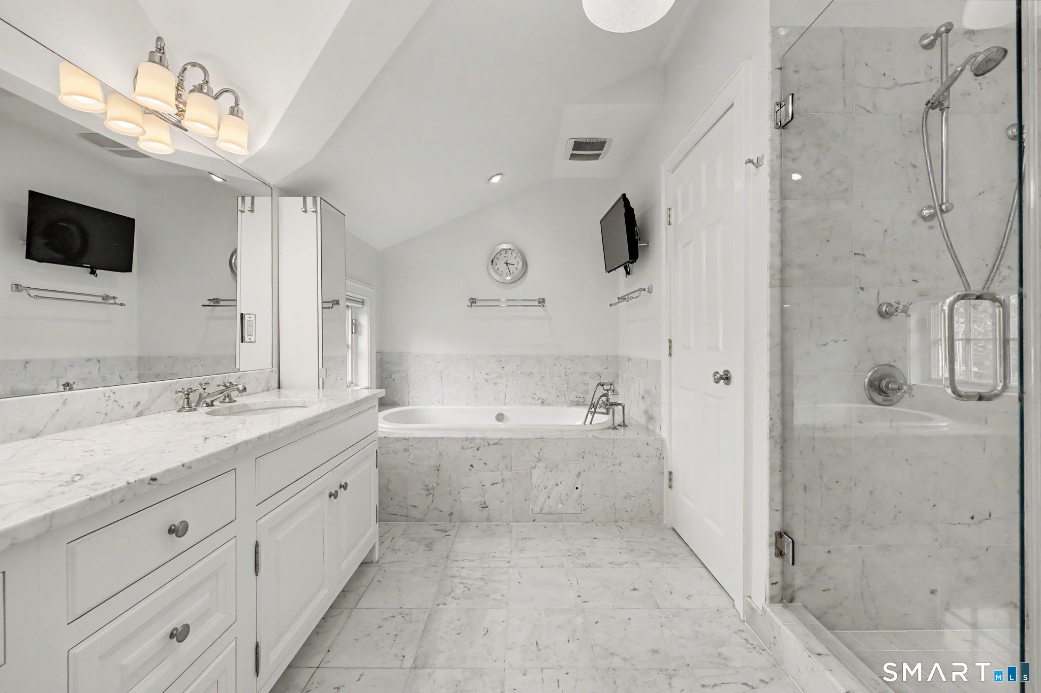 16 Elmwood Drive Fairfield CT 06890