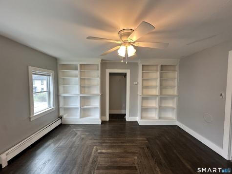 18 Noyes Ave (Pawcatuck) Avenue Stonington CT 06378