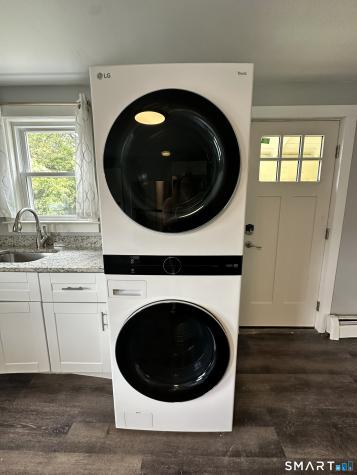 18 Noyes Ave (Pawcatuck) Avenue Stonington CT 06378