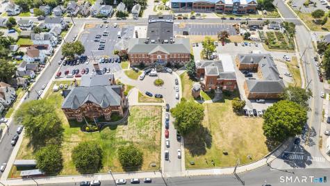 120 Broad Street New London CT 06320