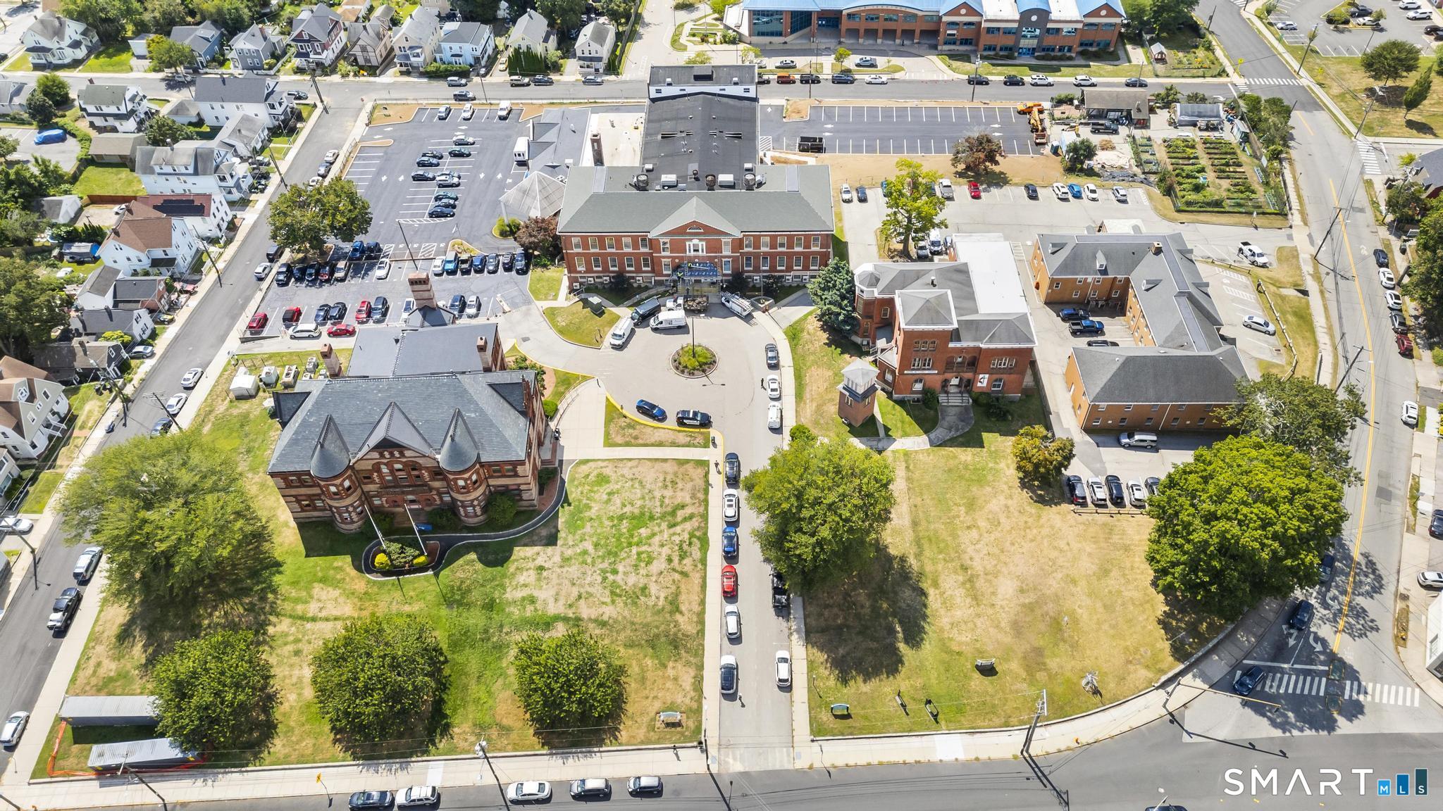 120 Broad Street New London CT 06320