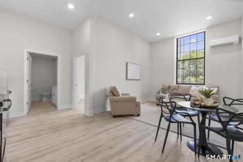 120 Broad Street New London CT 06320
