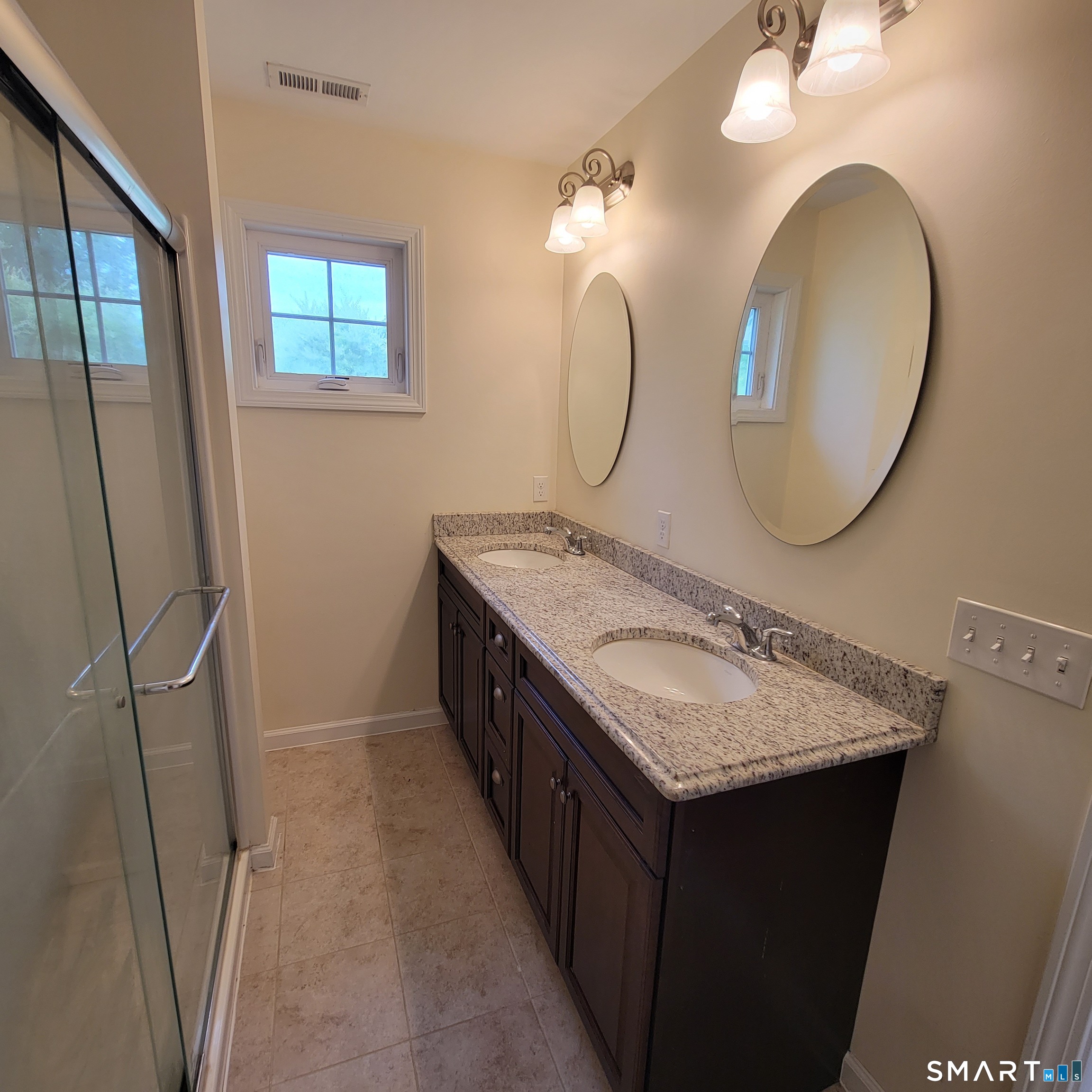 19 Oak Meadows Drive Brookfield CT 06804