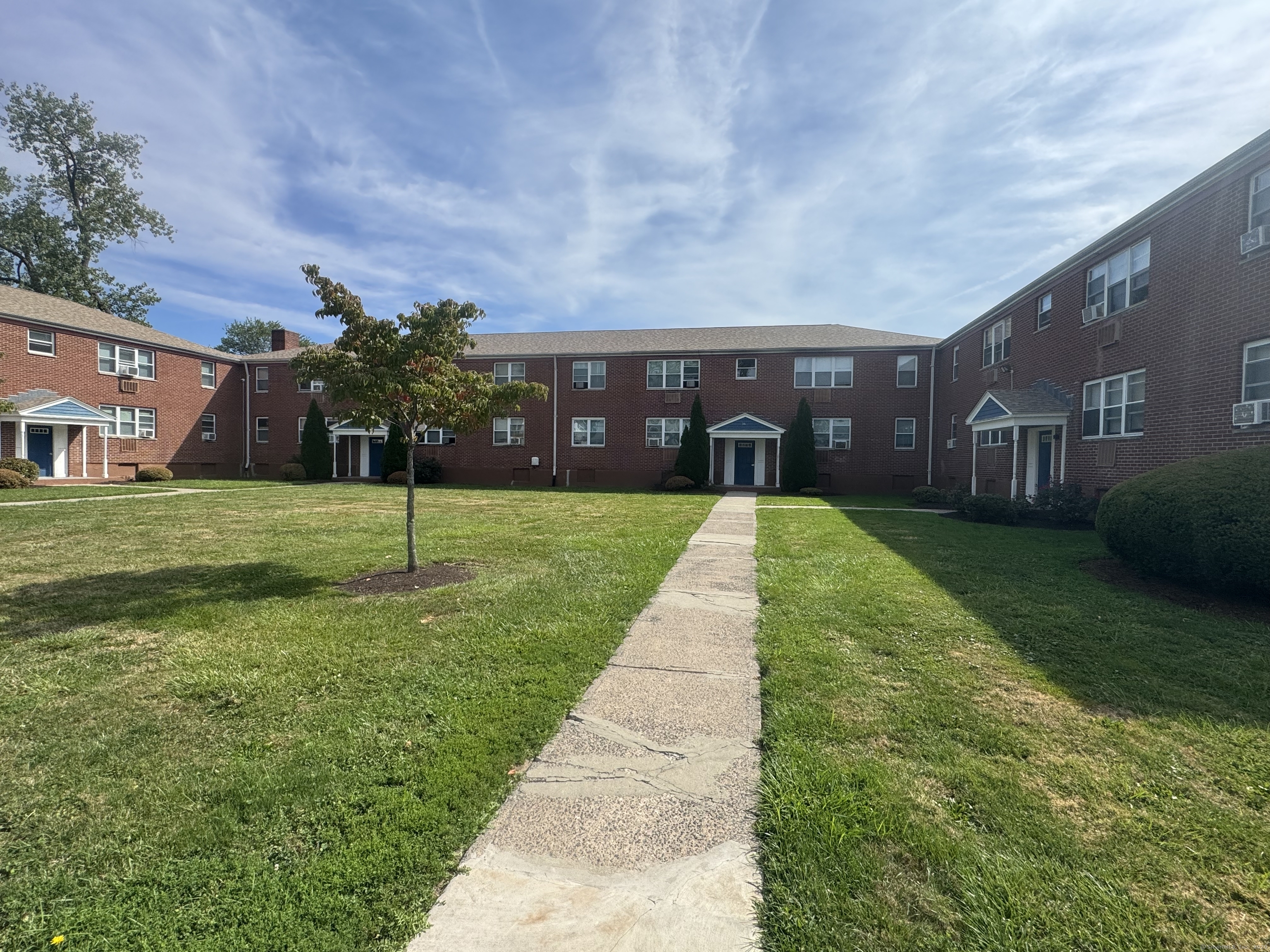 20 Clermont Street Avenue Hartford CT 06106