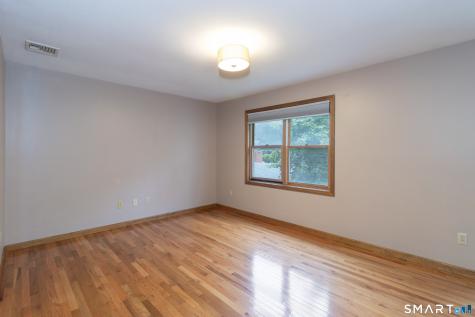 10 Clancy Road Branford CT 06405