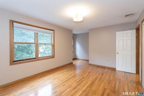 10 Clancy Road Branford CT 06405