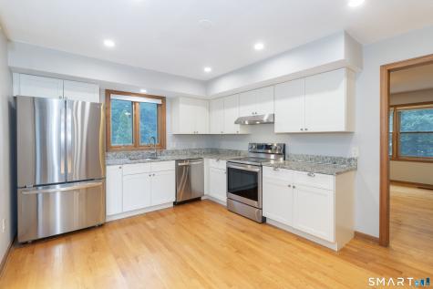 10 Clancy Road Branford CT 06405