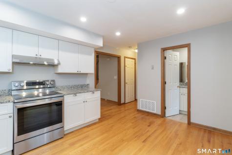 10 Clancy Road Branford CT 06405