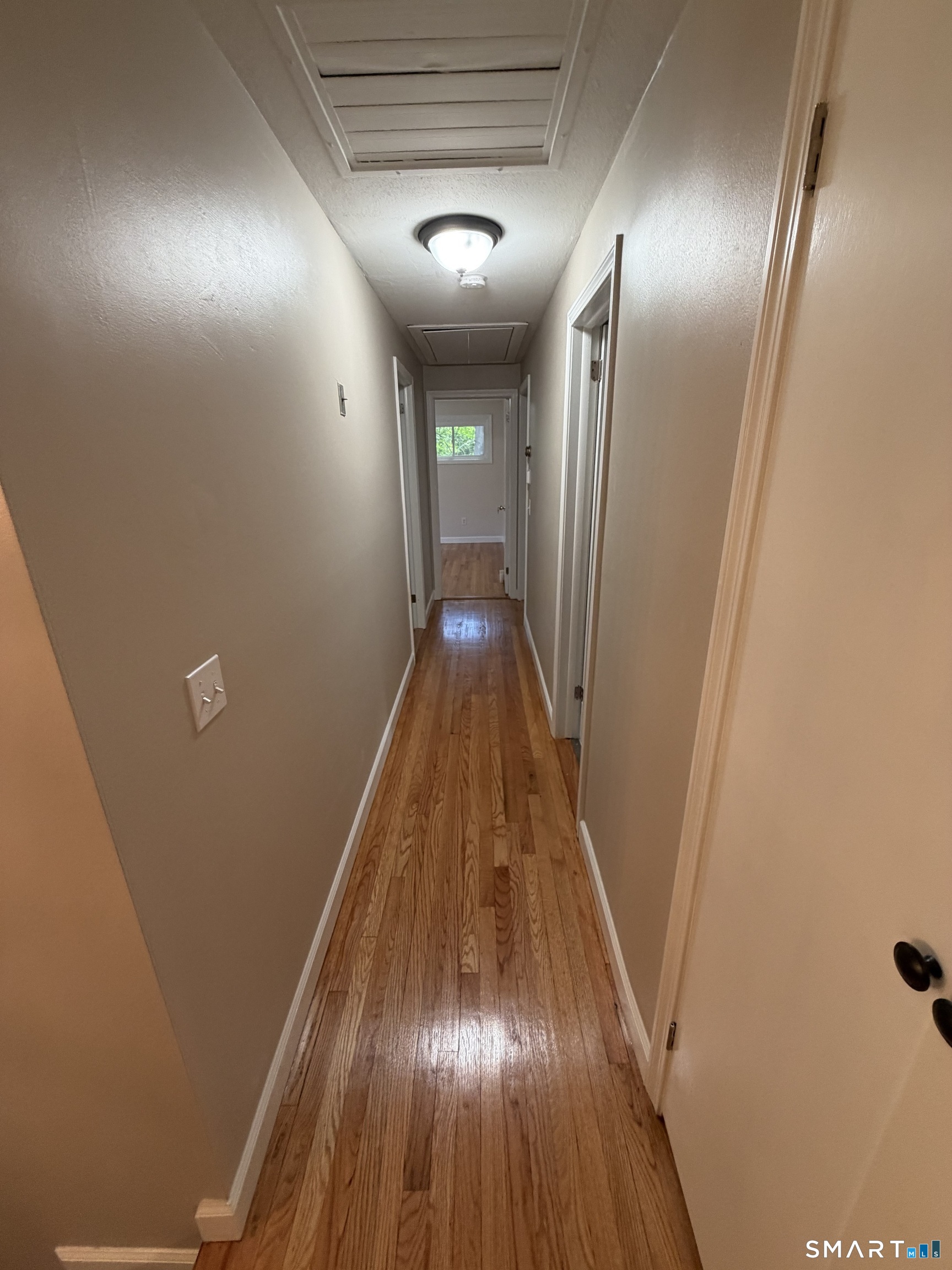 60 Mohegan Trail South Windsor CT 06074