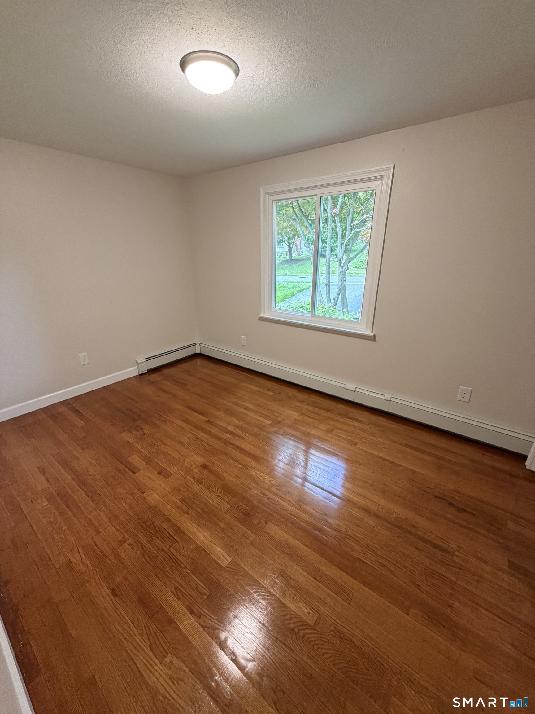 60 Mohegan Trail South Windsor CT 06074