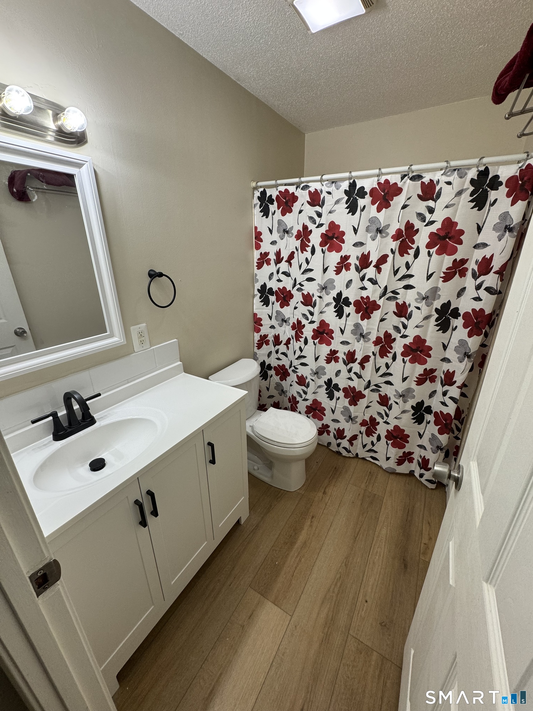 2202 Harbor View Drive Rocky Hill CT 06067