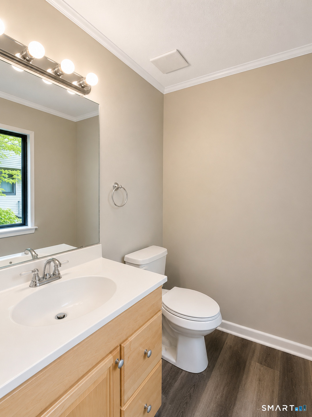12 Greenbrair Drive Farmington CT 06032