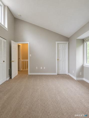 12 Greenbrair Drive Farmington CT 06032