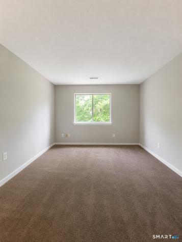 12 Greenbrair Drive Farmington CT 06032