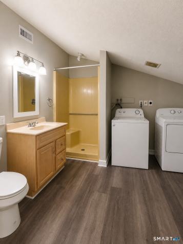 12 Greenbrair Drive Farmington CT 06032