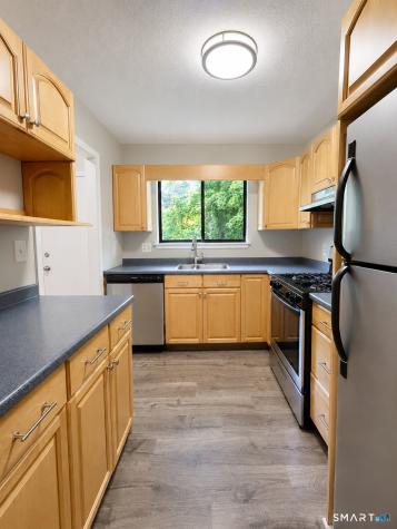 12 Greenbrair Drive Farmington CT 06032