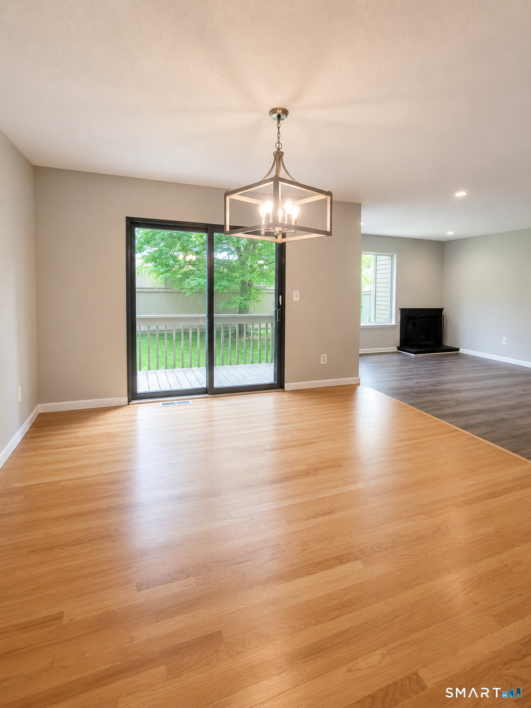 12 Greenbrair Drive Farmington CT 06032