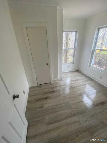 27 Lilac Street New Haven CT 06511