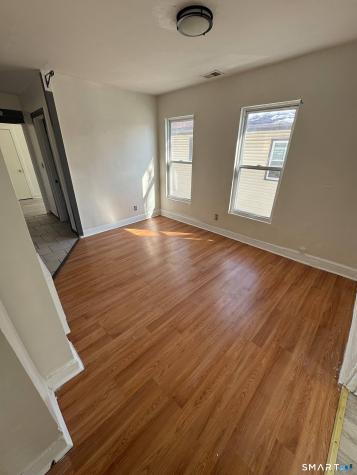27 Lilac Street New Haven CT 06511