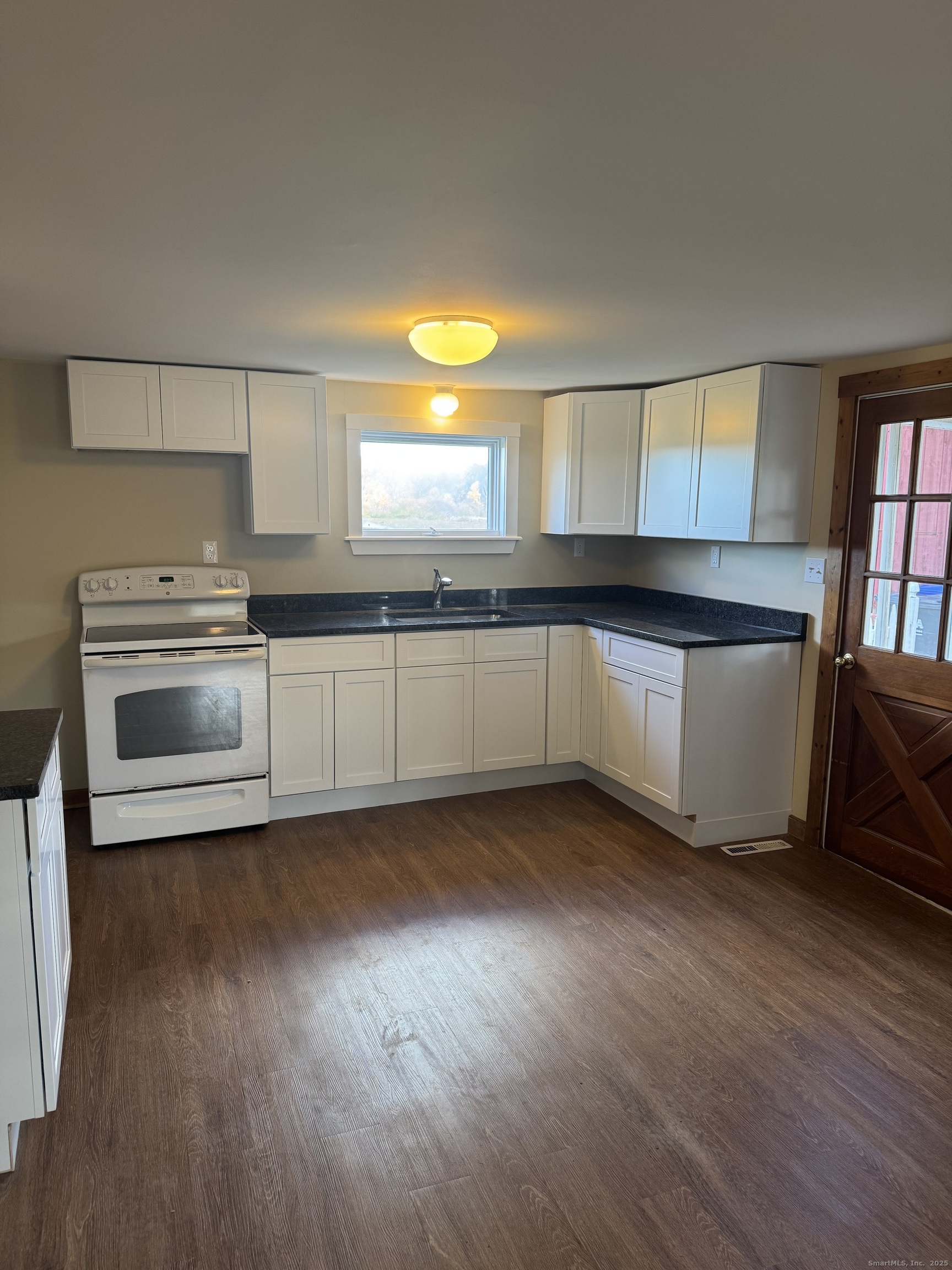 1896 Spruce Street Suffield CT 06078