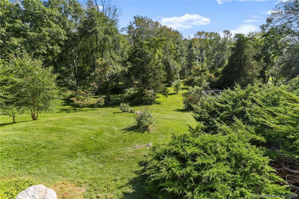 26 Chalburn Road Redding CT 06896