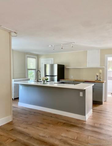 831 Boston Post Road Madison CT 06443