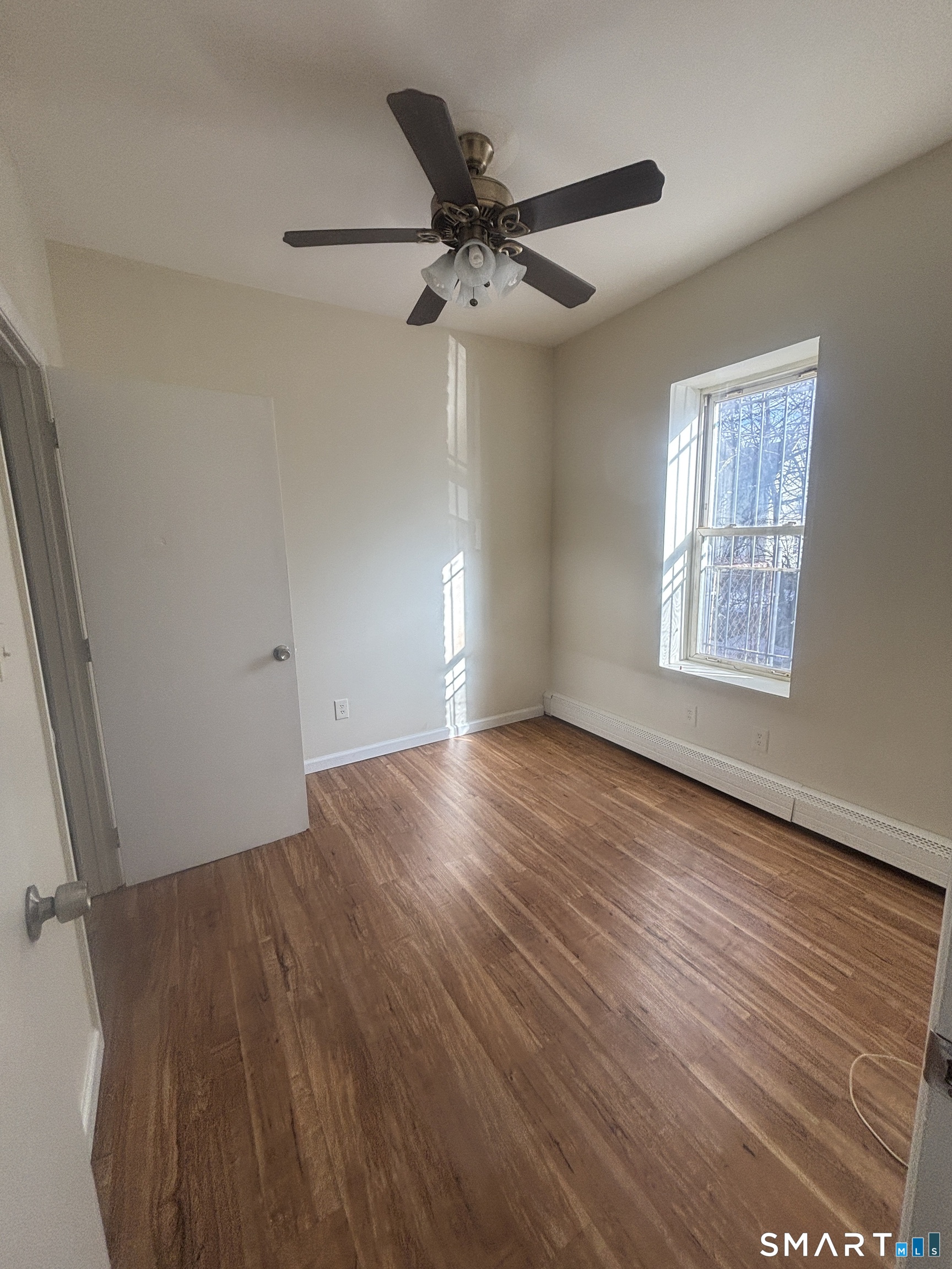 1804 Barnum Avenue Bridgeport CT 06610