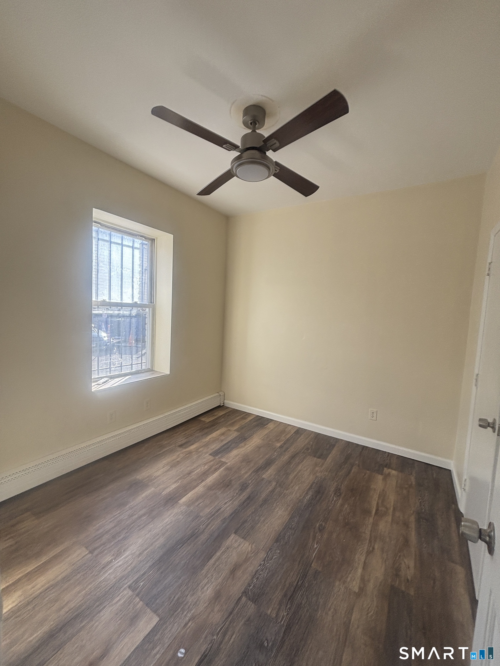 1804 Barnum Avenue Bridgeport CT 06610
