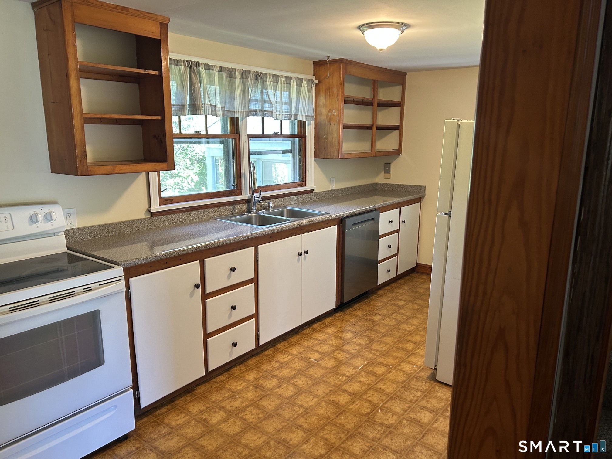 15 Riverview Road Mansfield CT 06250