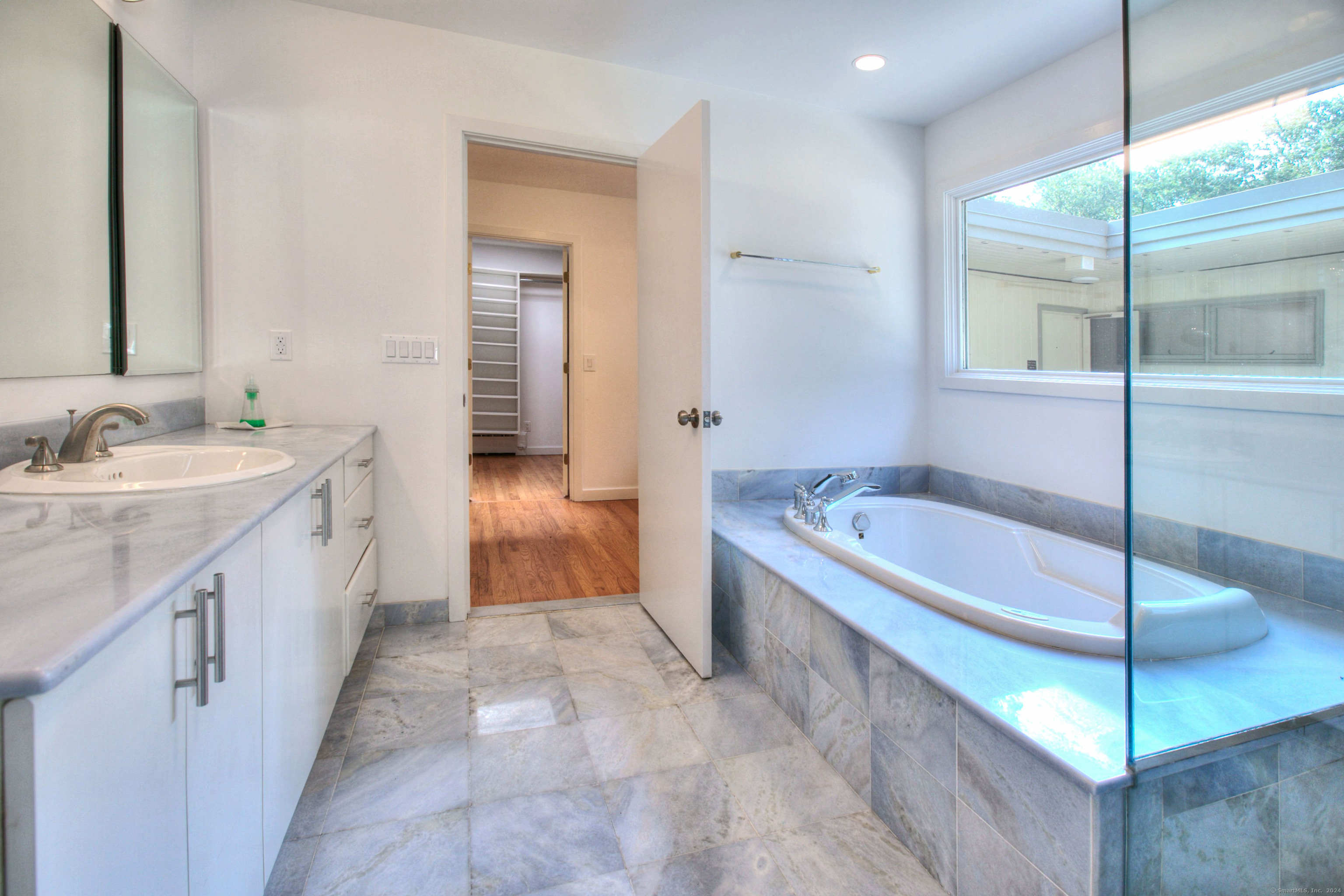 208 Bayberry Lane Westport CT 06880