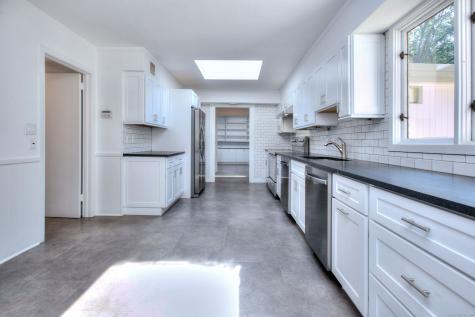 208 Bayberry Lane Westport CT 06880