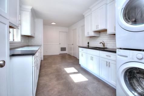 208 Bayberry Lane Westport CT 06880