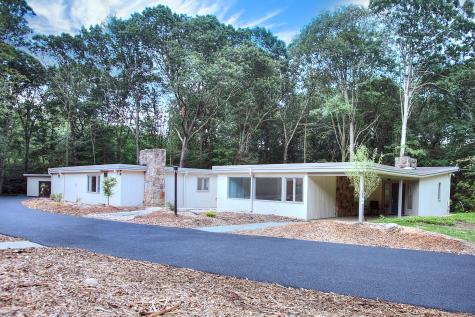 208 Bayberry Lane Westport CT 06880