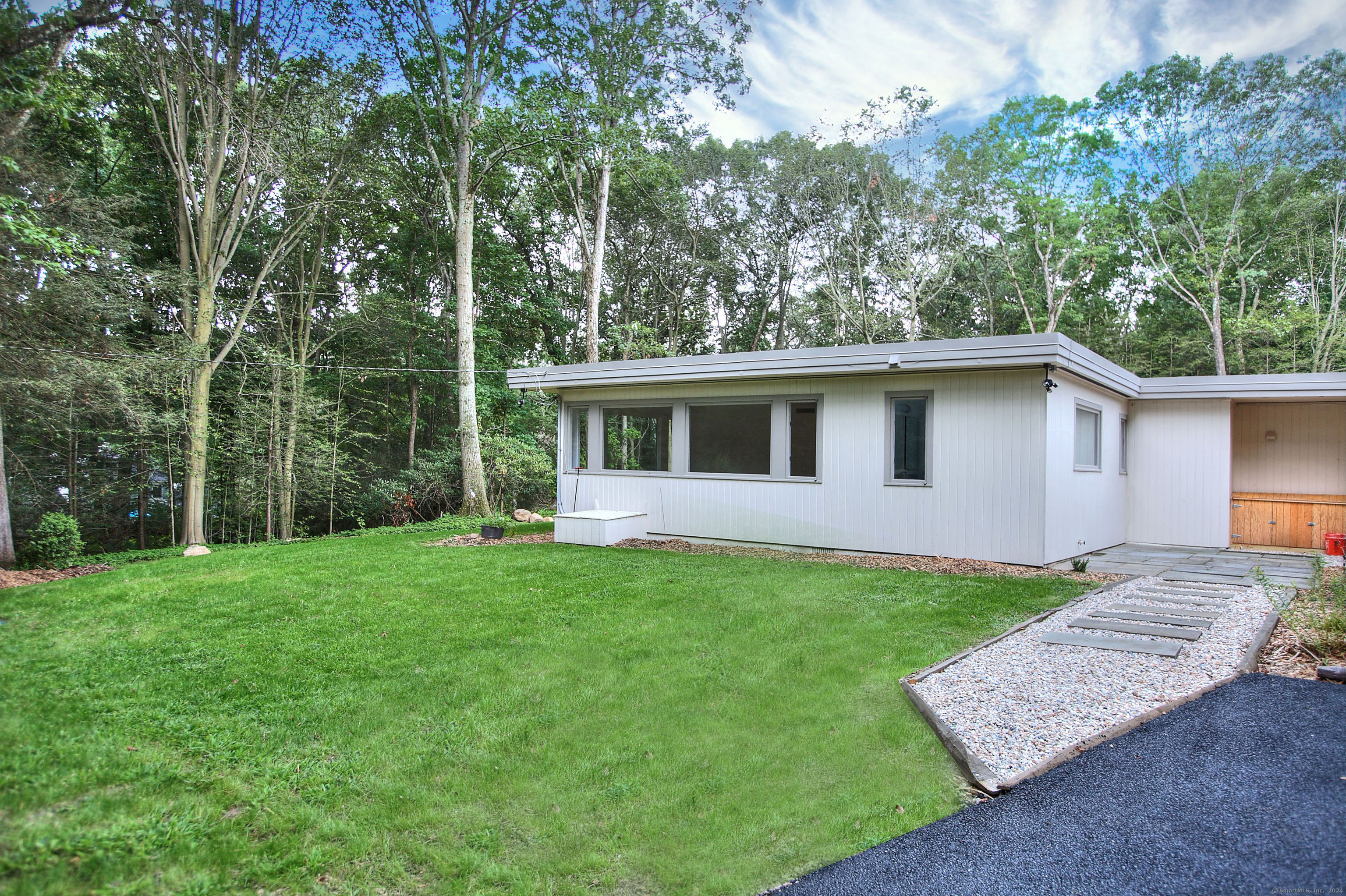 208 Bayberry Lane Westport CT 06880