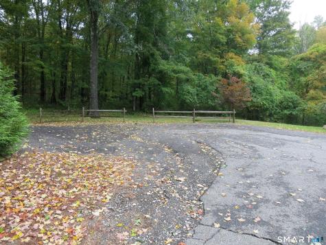 19 Moodus Leesville Road East Haddam CT 06469
