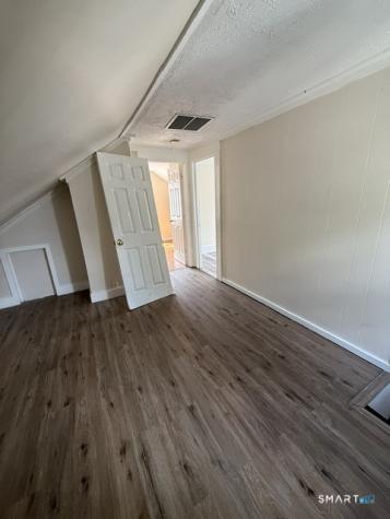 34 Homeside Avenue West Haven CT 06516