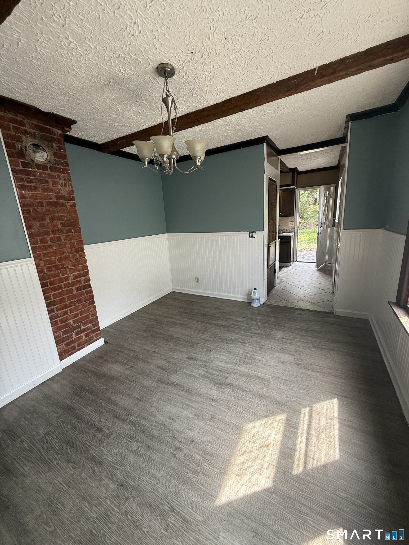 34 Homeside Avenue West Haven CT 06516
