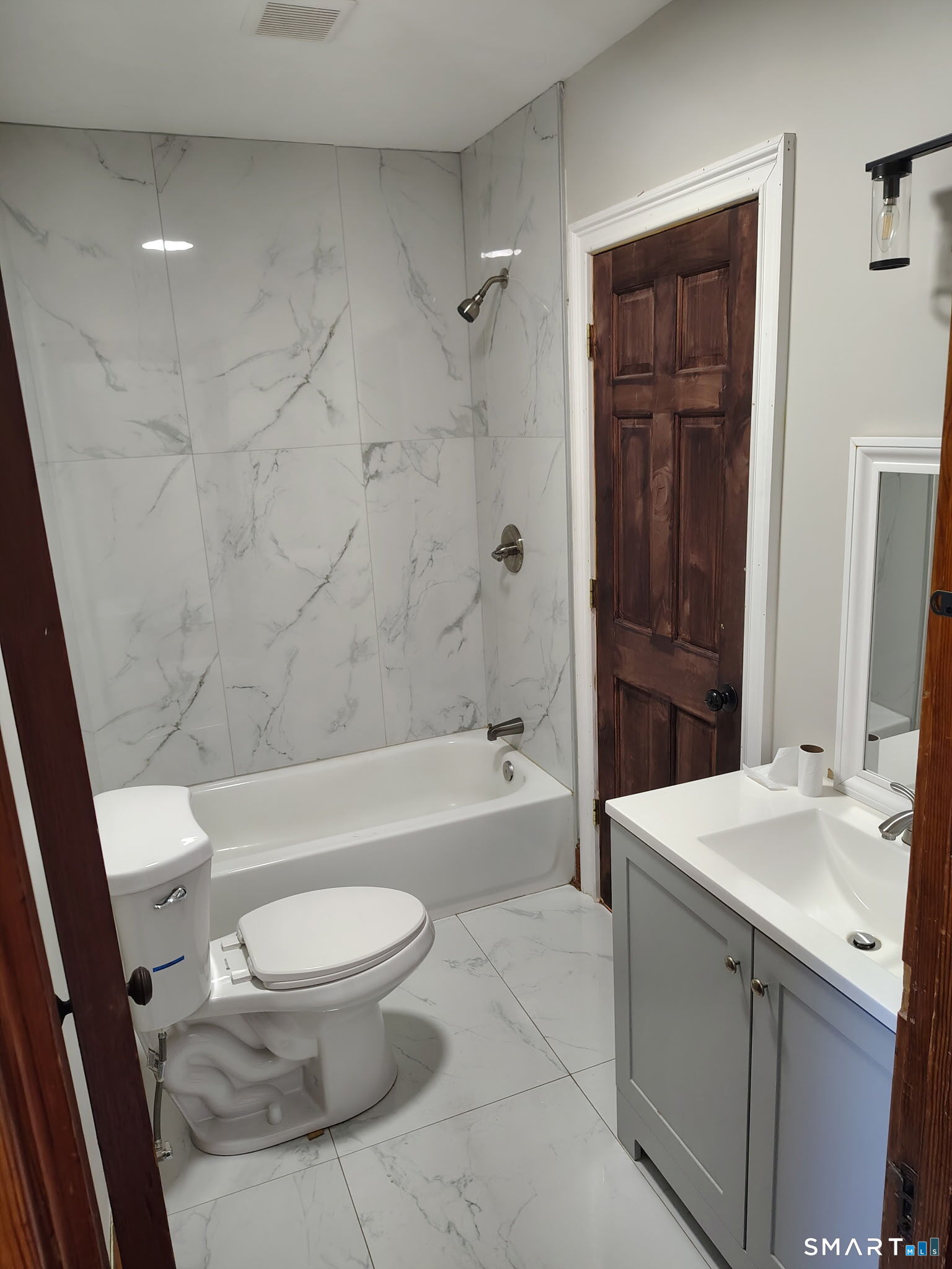 377 W Wolcott Avenue Windsor CT 06095
