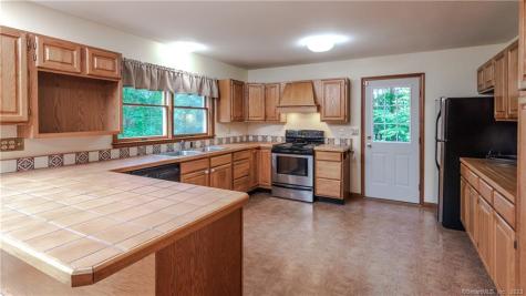 42 South Road Kent CT 06757