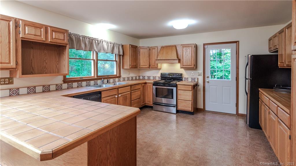 42 South Road Kent CT 06757