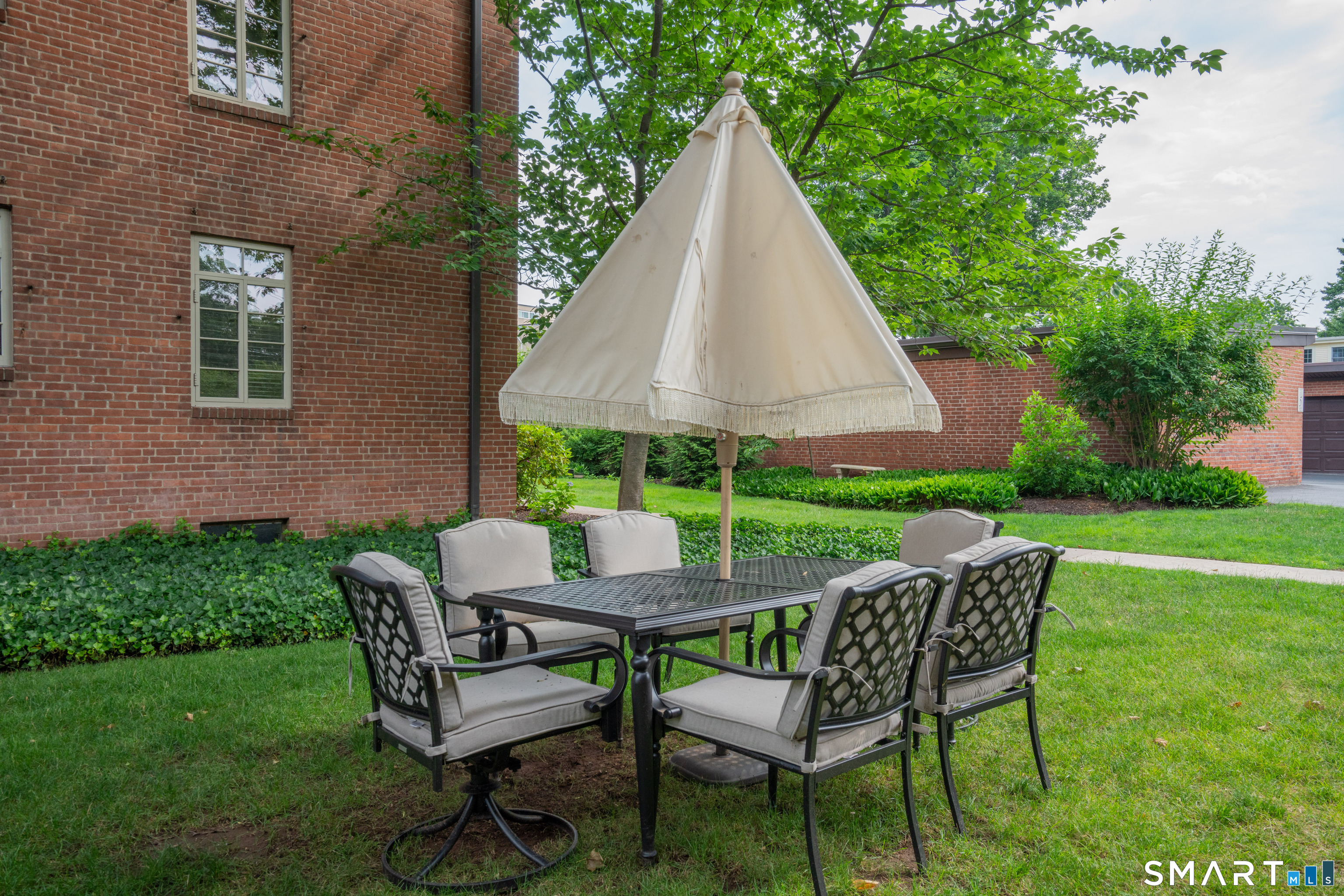 20 Outlook Avenue West Hartford CT 06119
