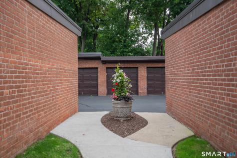 20 Outlook Avenue West Hartford CT 06119