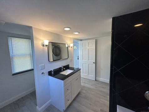 36 Church Lane East Lyme CT 06333