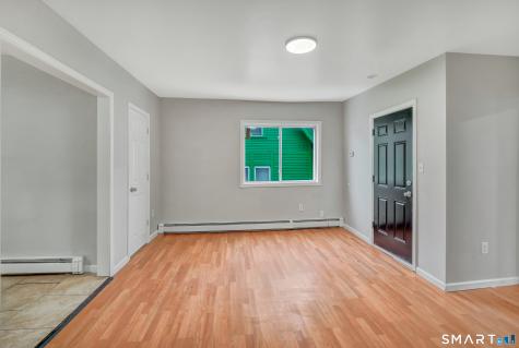124 Central Avenue Waterbury CT 06702